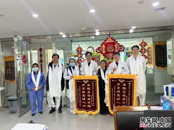 共绘雪域高原同心圆——第十批援藏和第五批援青工作纪实 共绘雪域高原同心圆——第十批援藏和第五批援青工作纪实