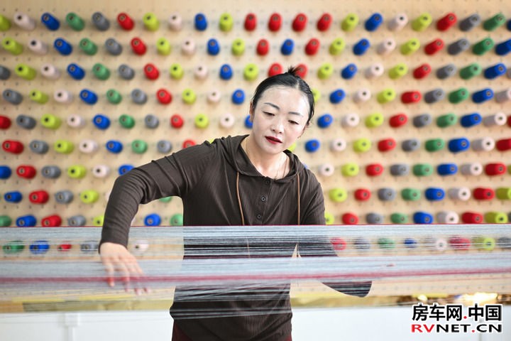 共绘雪域高原同心圆——第十批援藏和第五批援青工作纪实 共绘雪域高原同心圆——第十批援藏和第五批援青工作纪实