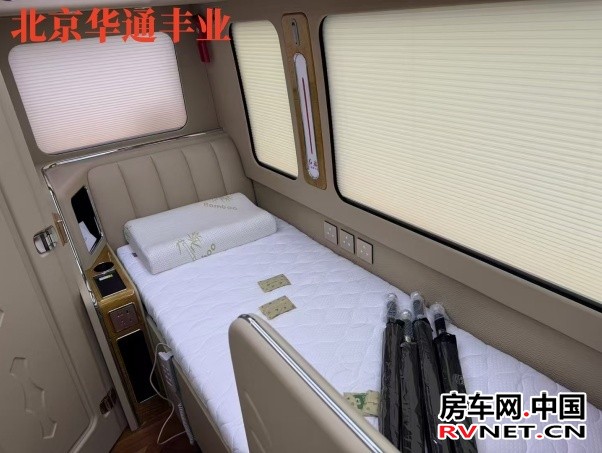 红旗国悦4S店 新款红旗国悦7座房车(45-98万)