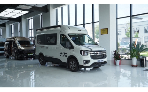 车身小巧功能齐全的房车，5月15日亮相成都房车展，还可四驱越野