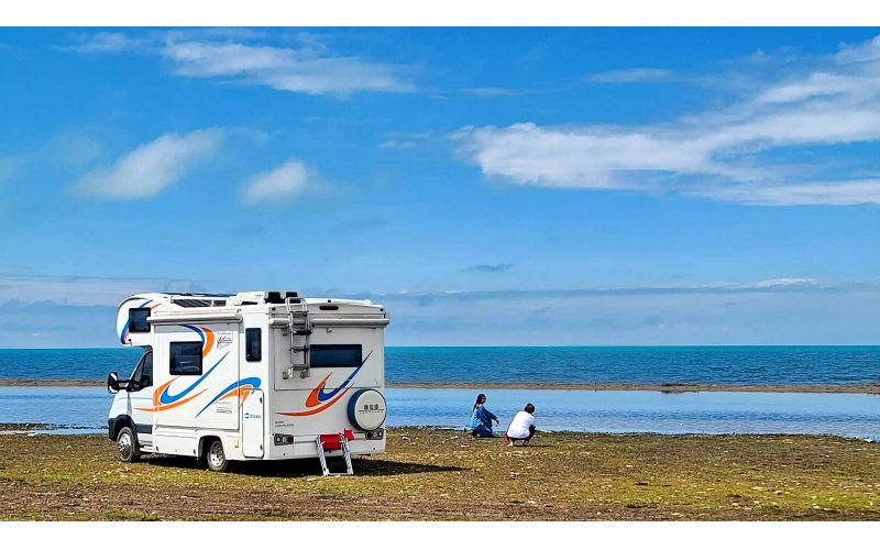 一年四季房车生活-春、夏、秋、冬（视频）