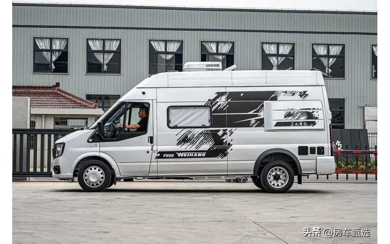 20来万的大6座福顺房车！1米5大横床小两口住着特舒服
