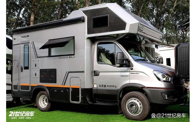 舒适与实用双向拉满！宽大极光L8侧拓展房车，全能出行&ldquo;好搭子&rdquo;