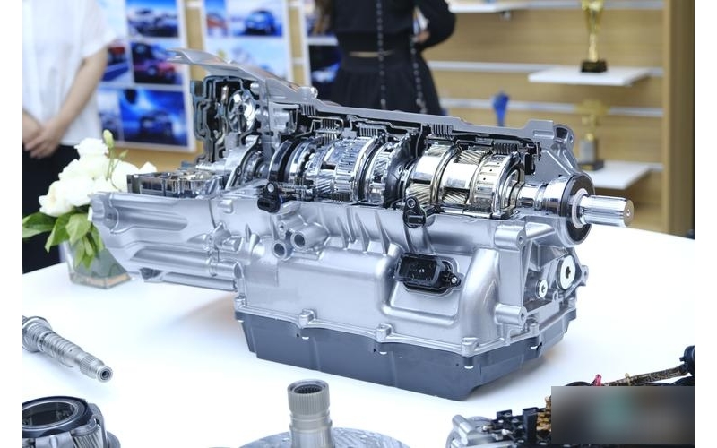 房车更适合哪种变速箱？MT和AMT的区别是什么？