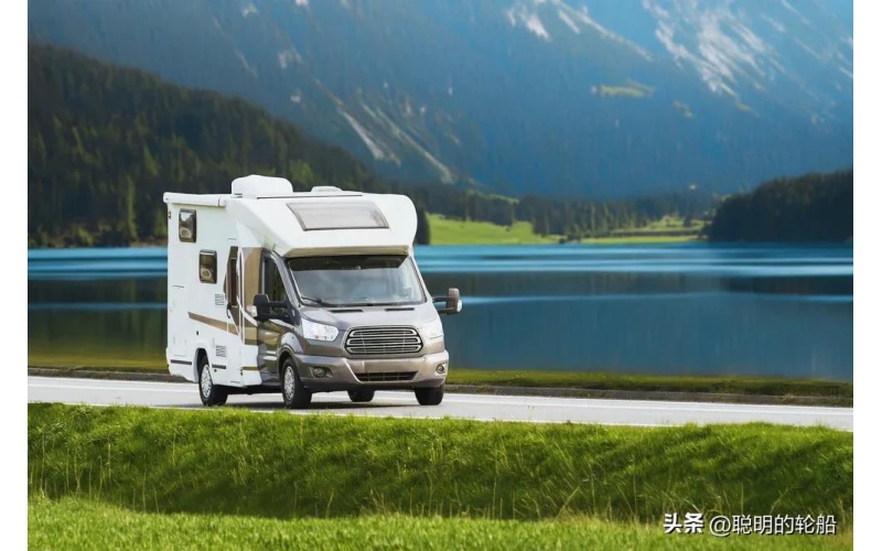 为什么国内房车旅行，十年都没真正火起来？